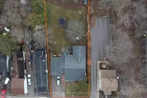 46 Temperance Street, Aurora, ON L4G 2P7