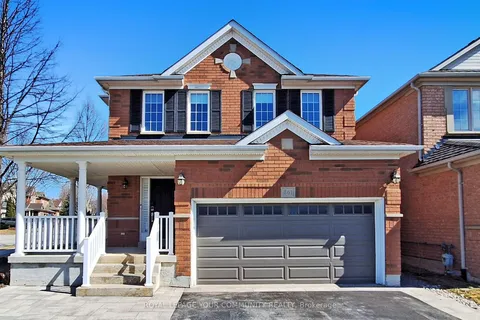 861 Oaktree Crescent, Newmarket, ON L3X 2Y7