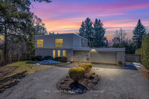 162 Bayview Fairways Drive, Markham, ON L3T 2Y8