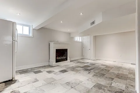115 Crosby Avenue, Richmond Hill, ON L4C 2R3