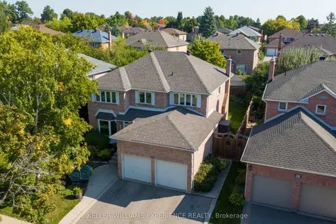 43 Waterhouse Way, Richmond Hill, ON L4C 9H5