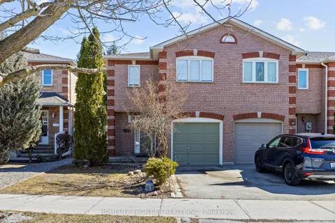 21 Lancaster Court, Georgina, ON L4P 4A1