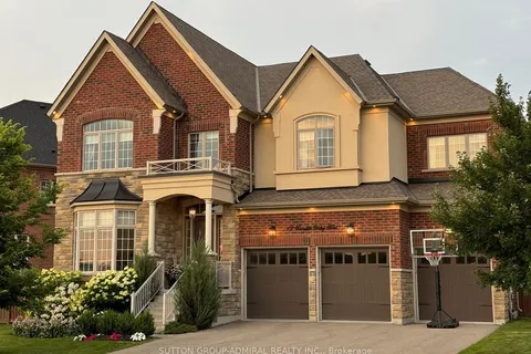 19 Paradise Valley Trail, King, ON L7B 0A5