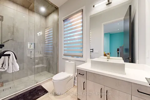 11 Hollywood Crescent, King, ON L0G 1N0