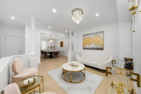101 Ravine Edge Drive, Richmond Hill, ON L4E 4J6