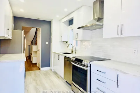 108 Nightstar Drive, Richmond Hill, ON L4C 8H1