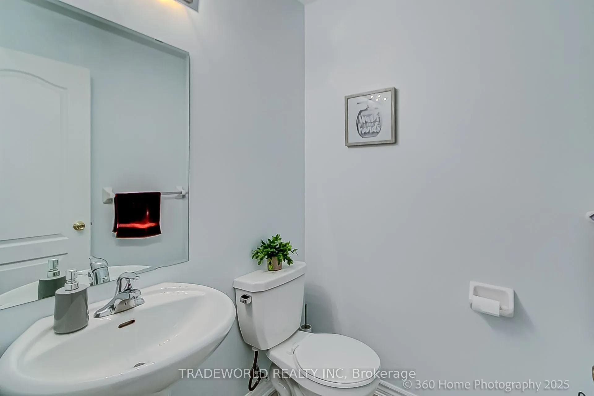 13 Empress of Australia Lane, Markham, ON L6C 0P3