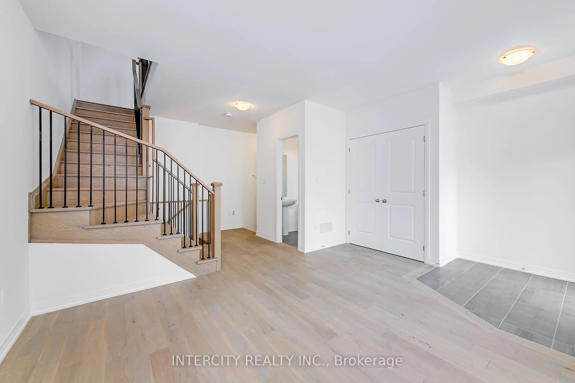 29 Albert Firman Lane, Markham, ON L6C 3B5