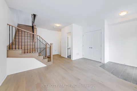 29 Albert Firman Lane, Markham, ON L6C 3B5