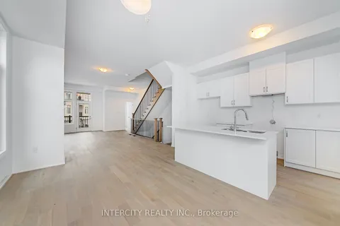 29 Albert Firman Lane, Markham, ON L6C 3B5