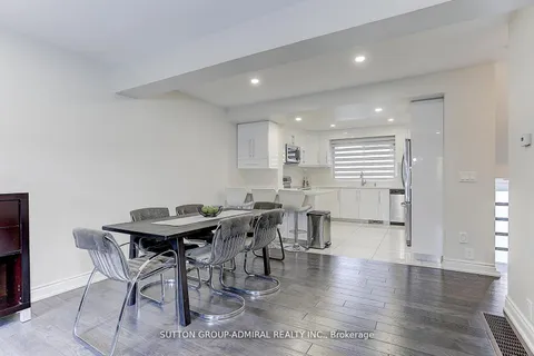 52 Chabad Gate, Vaughan, ON L4J 2R3