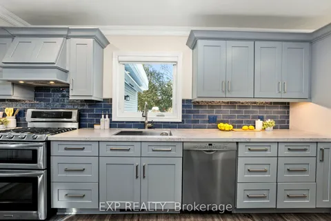 12 Golfview Crescent, Georgina, ON L0E 1L0