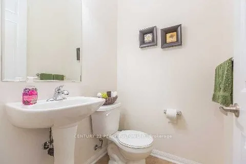 30 Terry Fox Street, Markham, ON L6B 0W4