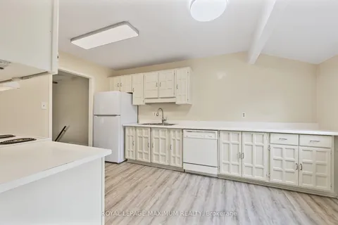 7 Princess Drive, Adjala-Tosorontio, ON L0M 1M0