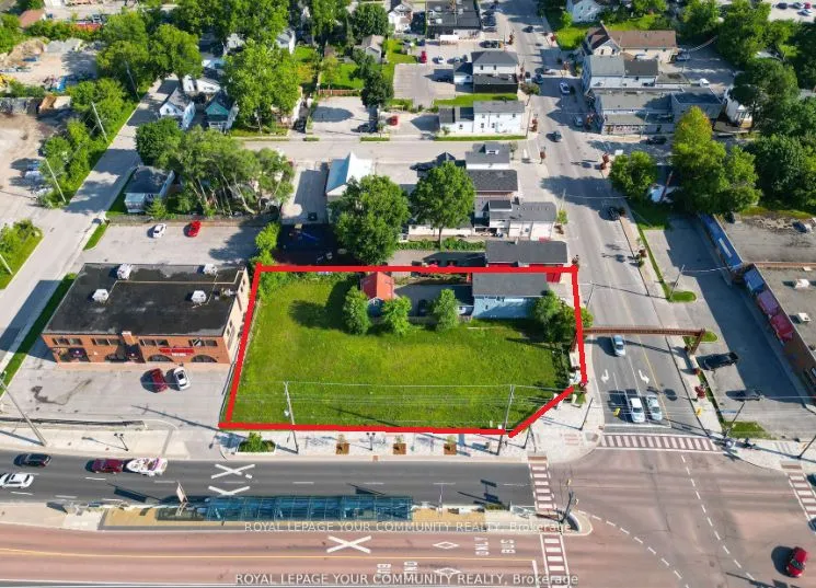 11 Main St (432/438 Davis) N/A, ON L3Y 3Y1