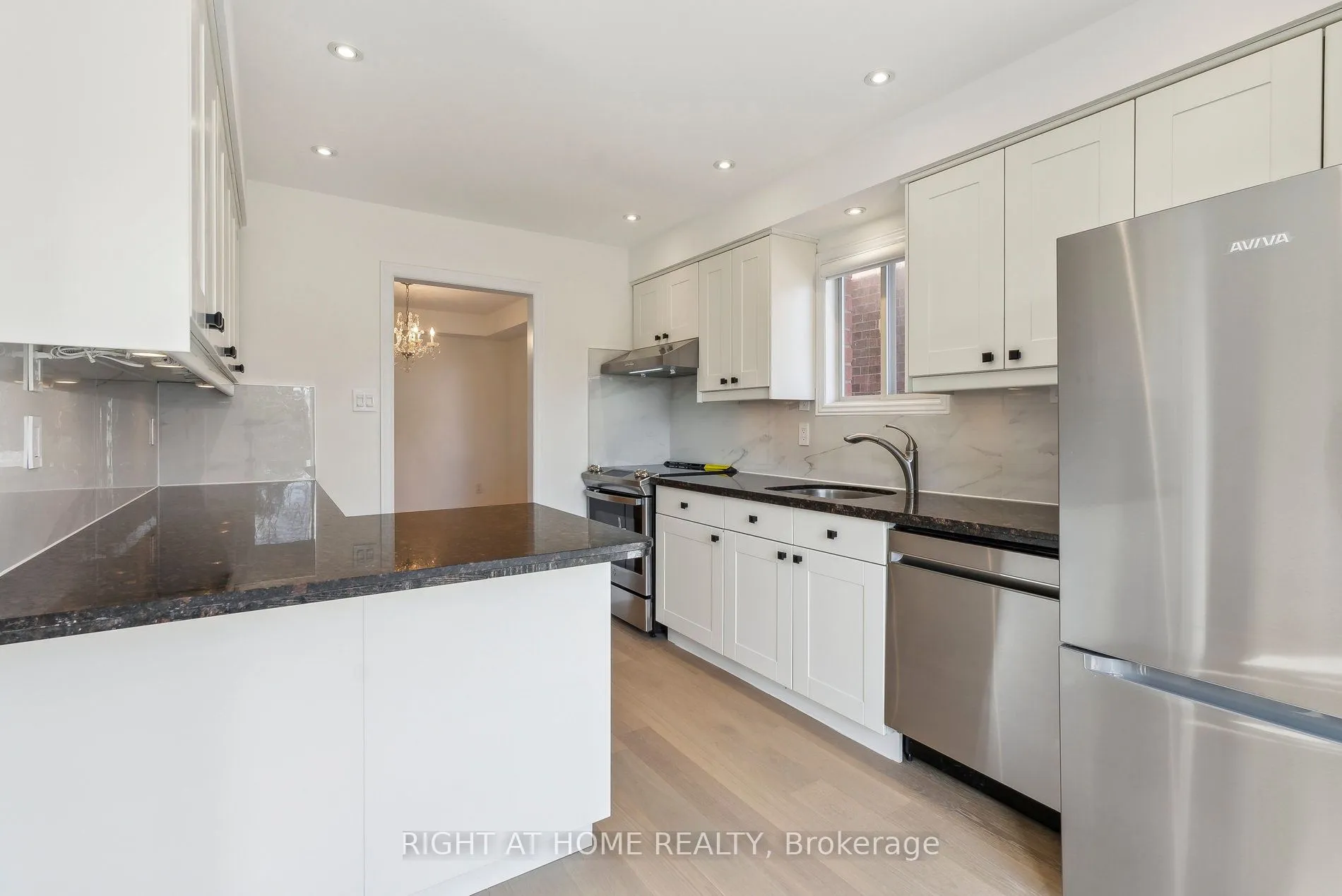 45 Bayel Crescent, Richmond Hill, ON L4S 1C3