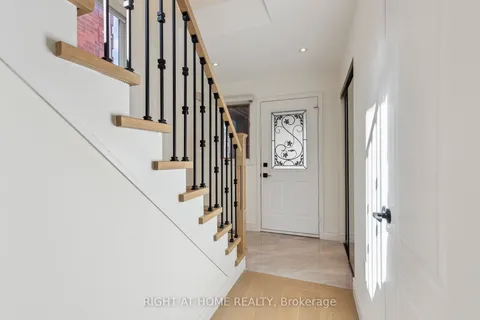 45 Bayel Crescent, Richmond Hill, ON L4S 1C3