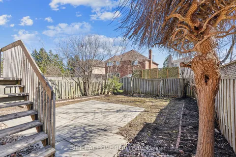 45 Bayel Crescent, Richmond Hill, ON L4S 1C3