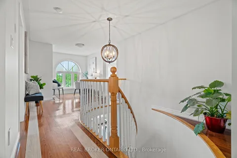 118 Bayview Avenue, Georgina, ON L4P 2S9