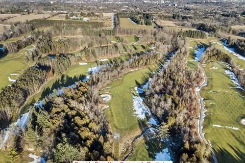 15550 Dufferin Street, King, ON L7B 1K5