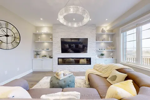 88 Hartney Drive, Richmond Hill, ON L4S 0J9