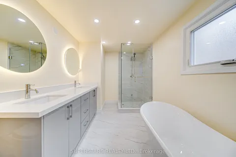 151 Old Surrey Lane, Richmond Hill, ON L4C 6R9