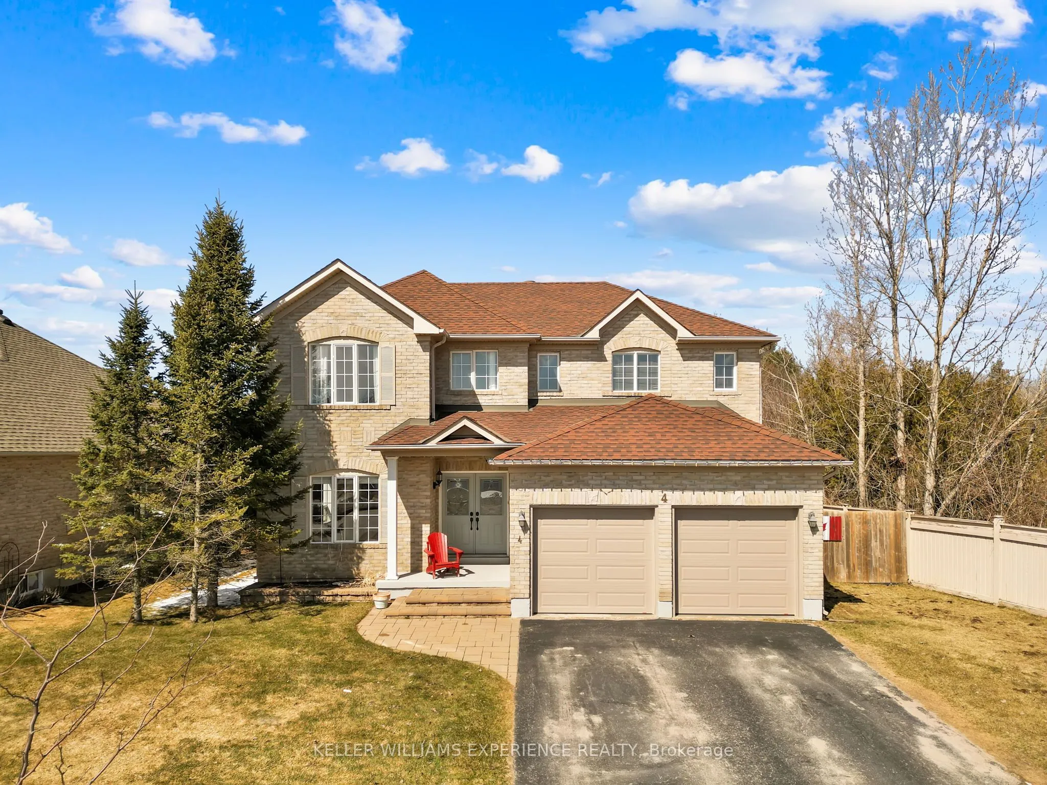 4 GOLD PARK Gate, Essa, ON L3W 0C2