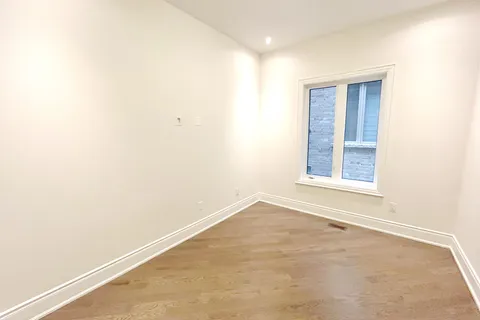 78 Silk Twist Drive, East Gwillimbury, ON L9N 0W4