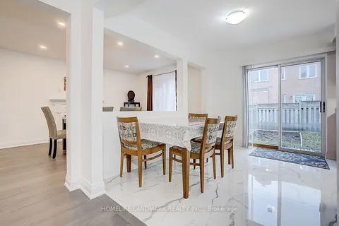 145 Glasgow Crescent, Georgina, ON L4P 4B1