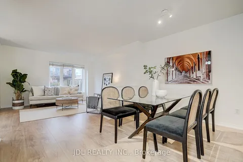 47 Millcliff Circle, Aurora, ON L4G 7N7