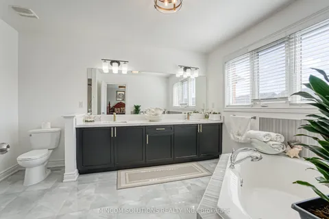 173 Blue Dasher Boulevard, Bradford West Gwillimbury, ON L3Z 0H3