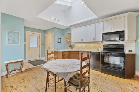 91 Franklin Street, Newmarket, ON L3Y 4A5