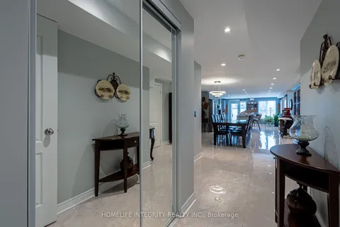 171 Gold Park Gate, Essa, ON L3W 0B4