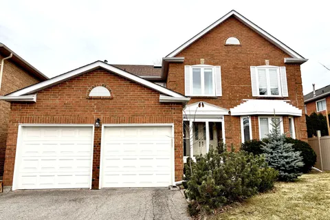 18 Tangreen Circle, Vaughan, ON L4J 5E2