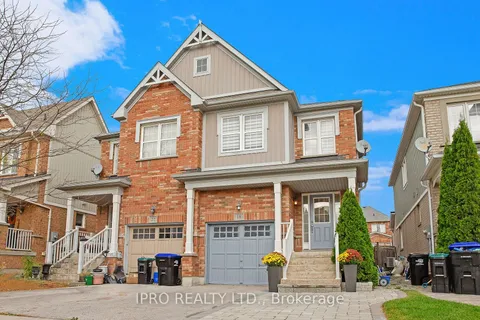 18 Meadowhawk Trail, Bradford West Gwillimbury, ON L3Z 0E6