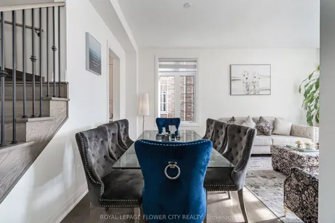 11 Wintergreen Lane, Adjala-Tosorontio, ON L0G 1W0