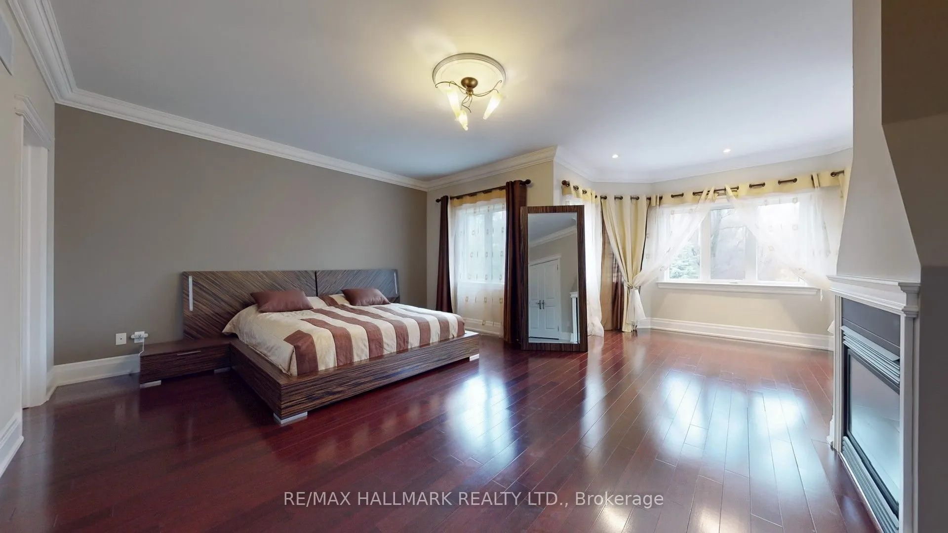 142 Pemberton Road, Richmond Hill, ON L4C 3T7