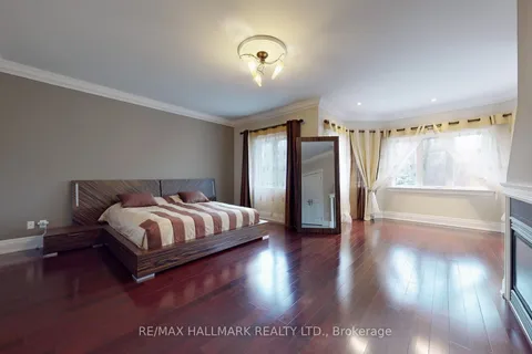 142 Pemberton Road, Richmond Hill, ON L4C 3T7