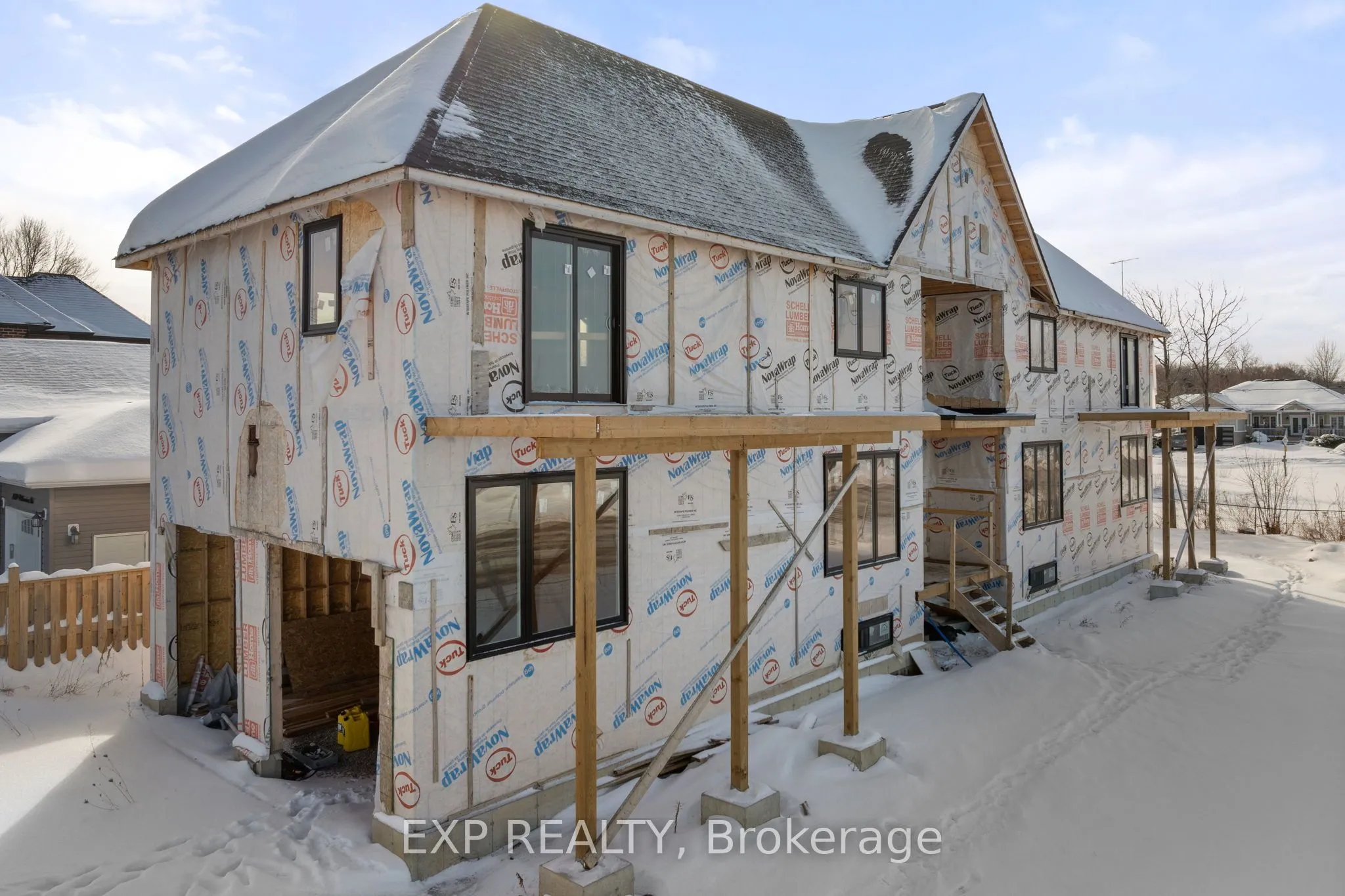 802 Willowview Road, Georgina, ON L0E 1S0