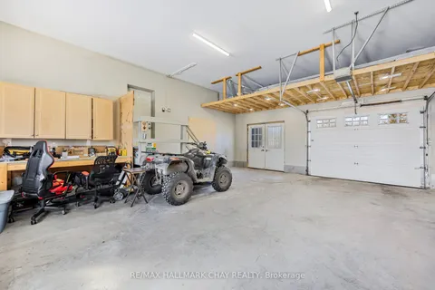 7913 Main Street, Adjala-Tosorontio, ON L0M 1J0