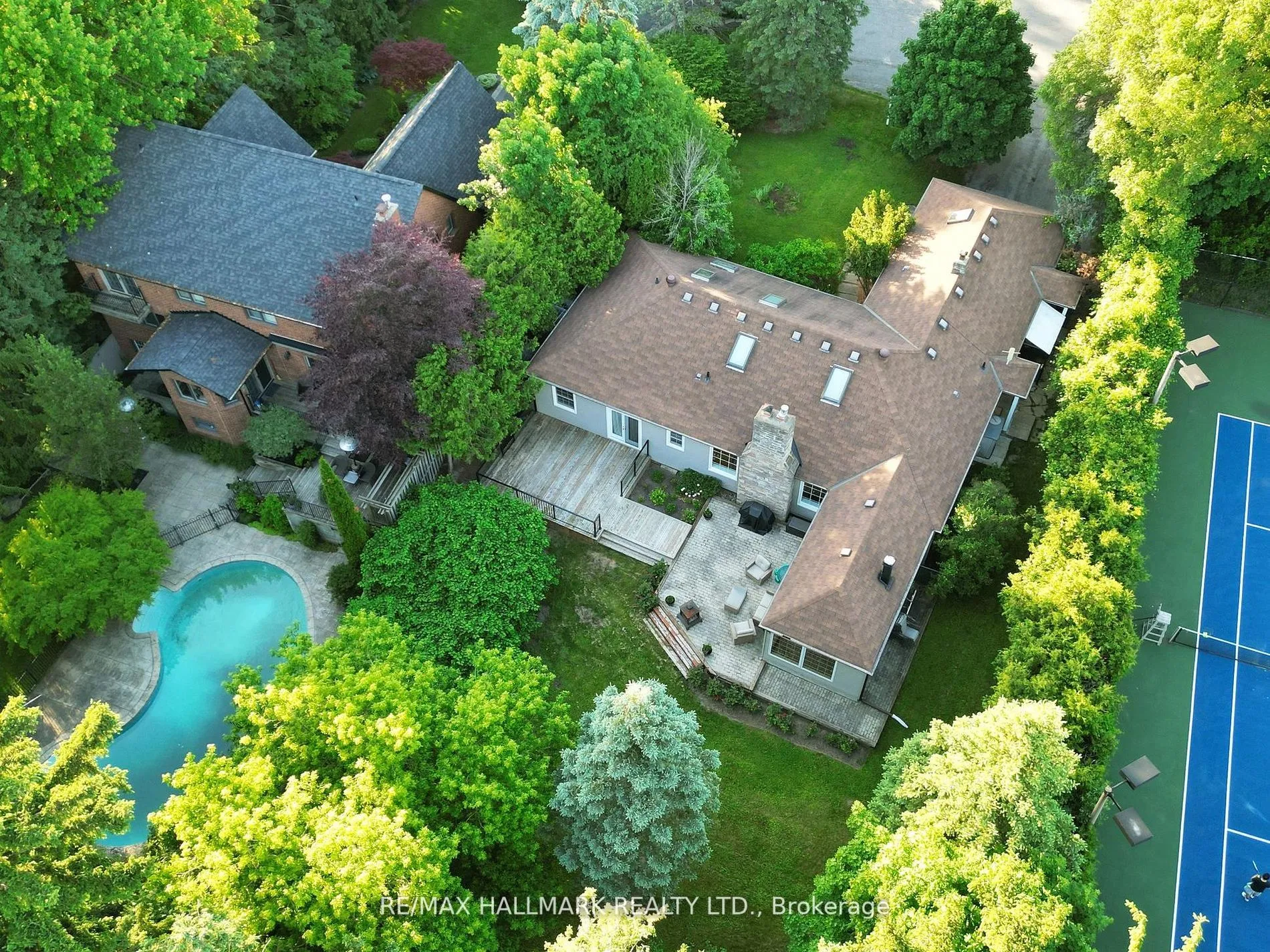 109 Highland Lane, Richmond Hill, ON L4C 3S1