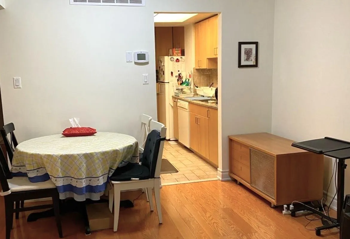 122 Tamarack Drive, Markham, ON L3T 4X4