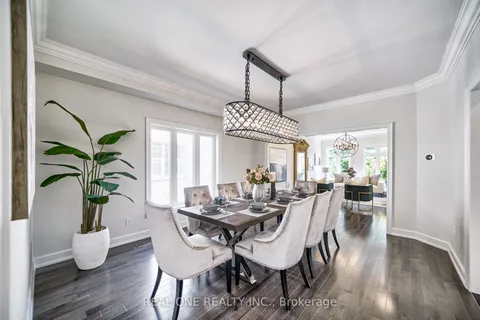 26 Clarendon Drive, Richmond Hill, ON L4B 3Z5
