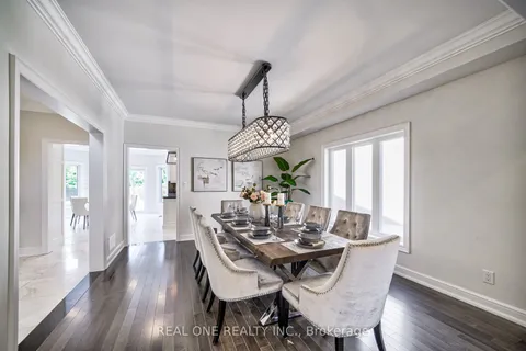 26 Clarendon Drive, Richmond Hill, ON L4B 3Z5