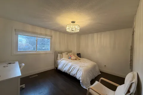 58 Holm Crescent, Markham, ON L3T 5J3
