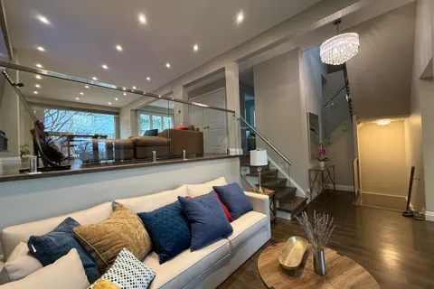 58 Holm Crescent, Markham, ON L3T 5J3