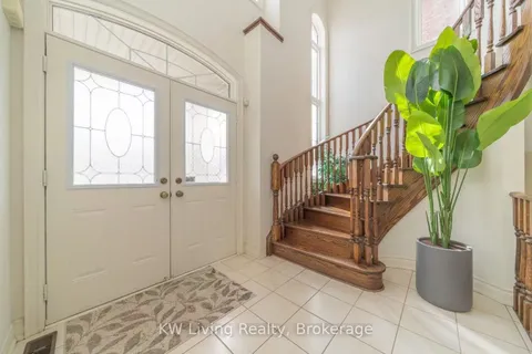 106 Hua Du Avenue, Markham, ON L6C 0R2