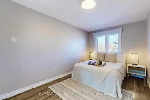 73 McCabe Crescent, Vaughan, ON L4J 2S6