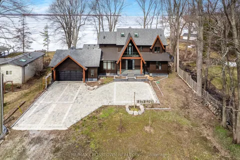 178 Moores Beach Road, Georgina, ON L0E 1N0