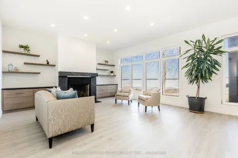 178 Moores Beach Road, Georgina, ON L0E 1N0